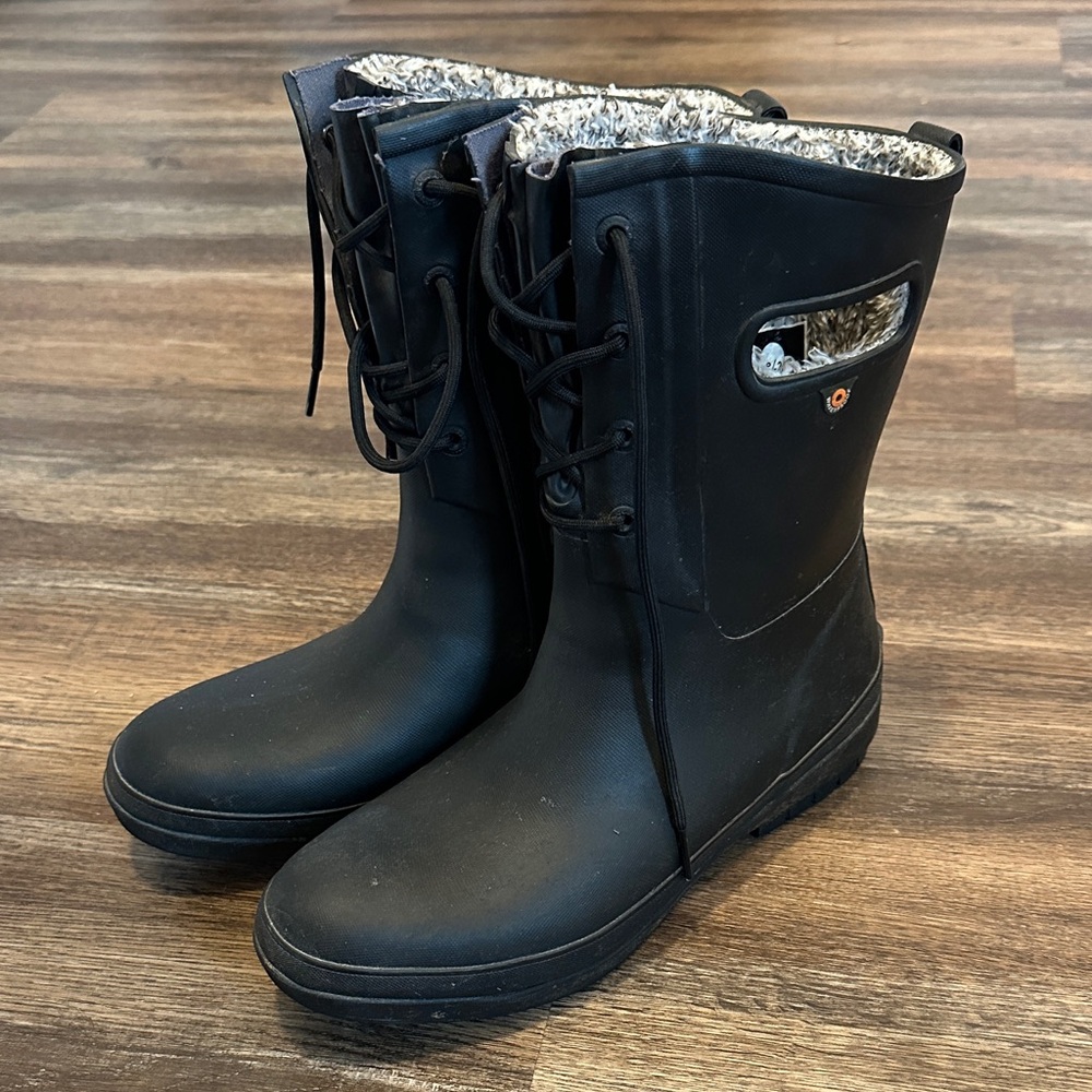 Bogs- Women's Black Waterproof Boots Size 10
